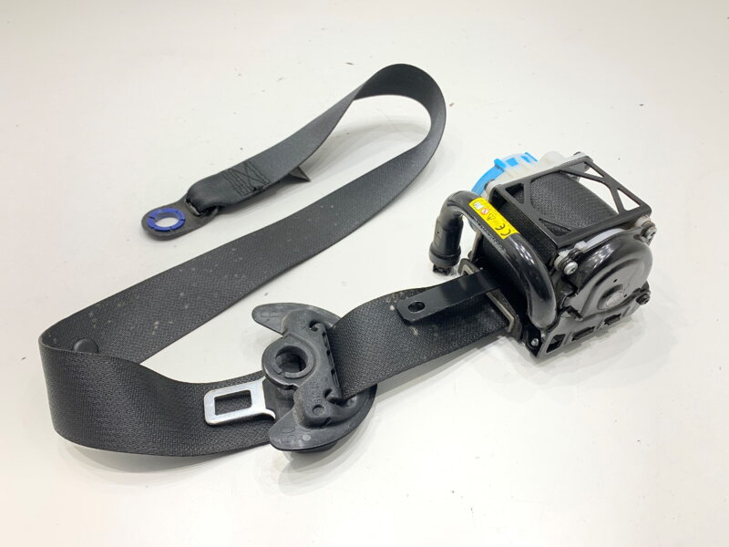 Bezpečnostný PÁS pravý predný Toyota Yaris (_P13_) 2010 - 2022