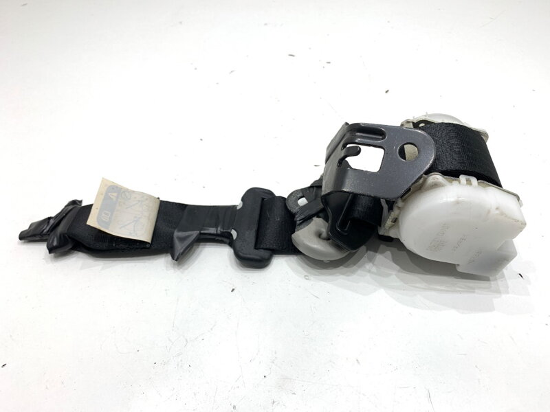 Bezpečnostný PÁS zadný stredový Toyota Yaris (_P13_) 2010 - 2022