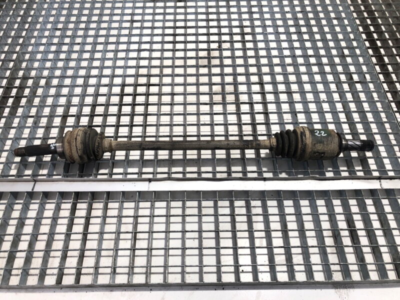 Poloos pravá zadná Subaru Forester (SG_) 2002 - 2012