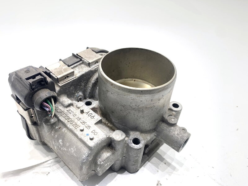 Škrtiaca klapka Skoda Superb III Kombi (3V5) 2015 - 2022 03F133062E