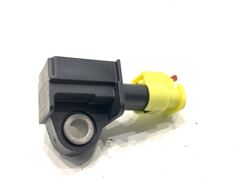 Snímač nárazu Skoda Superb III Kombi (3V5) 2015 - 2022 5Q0959651B