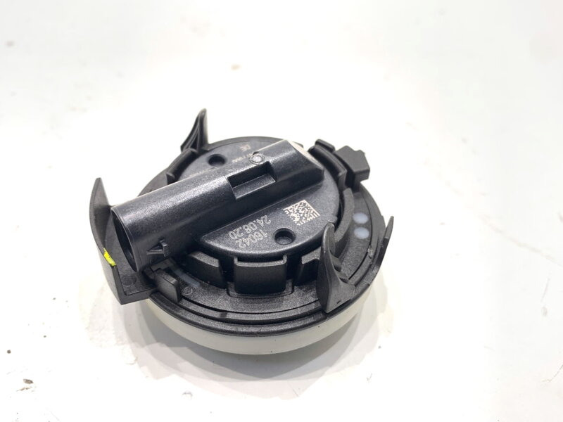 Snímač nárazu Skoda Superb III Kombi (3V5) 2015 - 2022 5Q0959354A