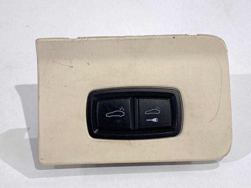 Prepínač veka batožinového priestoru kufra Porsche Panamera (970) 2009 - 2017 7PP959832G