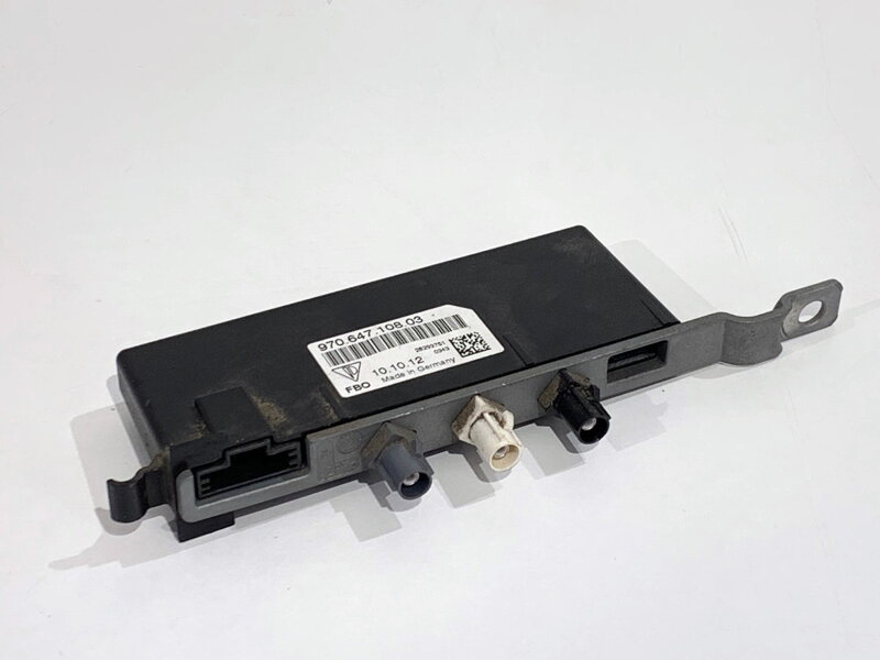 Anténa zosilňovač anténny Porsche Panamera (970) 2009 - 2017 97064710803