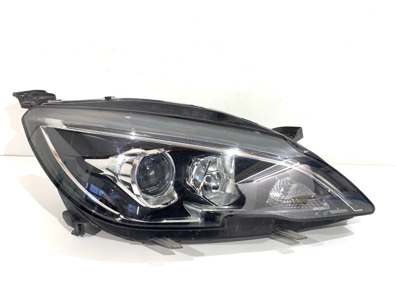 Svetlo pravé predné Peugeot 308 II (LB_, LP_, LW_, LH_, L3_) 2013 - 2021 9816990580