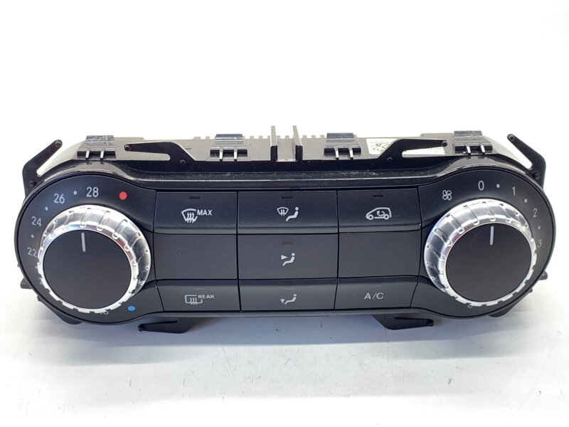 Panel ovládania ventilácie Mercedes-benz Class A (W176) 2012 - 2018 A2469000515