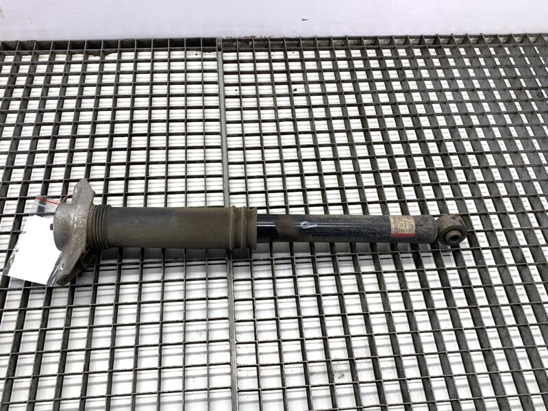 Tlmič pravý zadný Nissan Qashqai III (J12) 2021 - 2022 56210-6UA1B