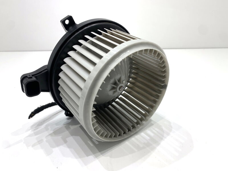Ventilátor kúrenia Nissan Qashqai III (J12) 2021 - 2022 272V06LE0B