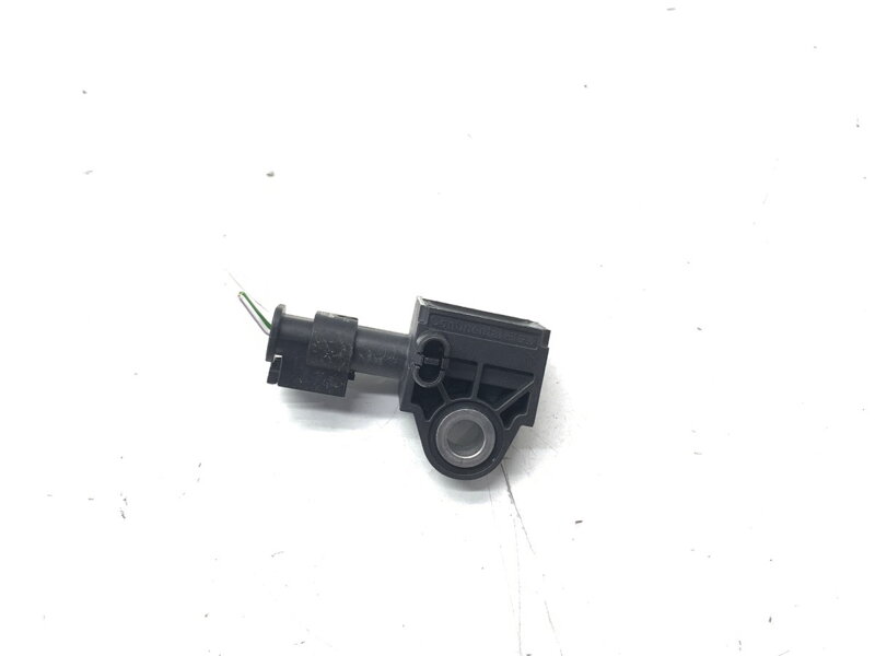 Snímač nárazu Skoda Superb III Kombi (3V5) 2015 - 2022 5Q0907651