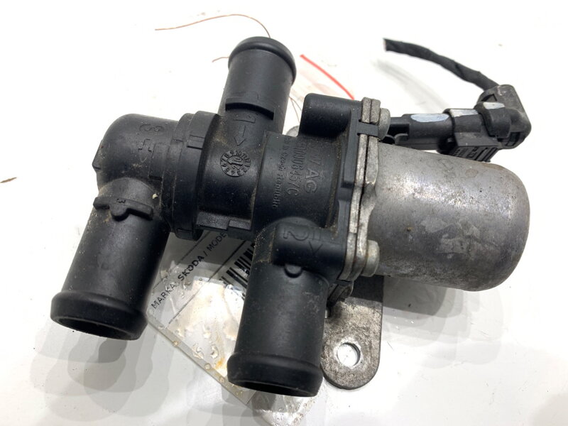 Vodný ventil Skoda Superb III Kombi (3V5) 2015 - 2022 5Q0906457C