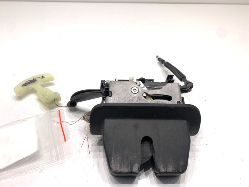 Zámok veka batožinového priestoru zadný Jaguar XF I (X250) 2008 - 2015 CX23-442A66-CB