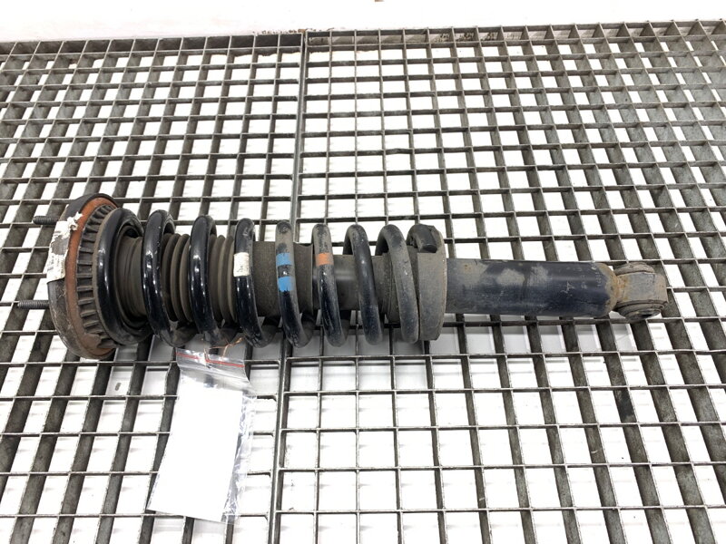 Tlmič ľavý zadný S pružinou Jaguar XF I (X250) 2008 - 2015 CX23-18080-CA