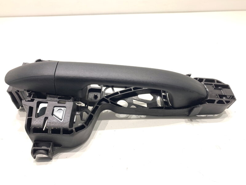 Kľučka vonkajšia pravá predná Mercedes-benz Sprinter 3 , 5-T Tourer BUS (B907) 2018 - 2022