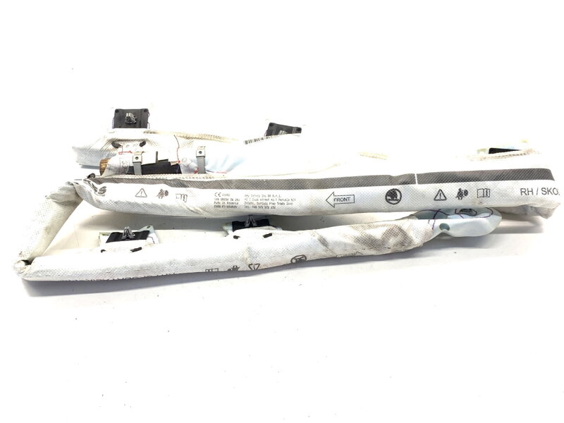 Hlavový airbag vzduchový pravý Skoda Fabia III Kombi (NJ5) 2014 - 2022 6V0880741E