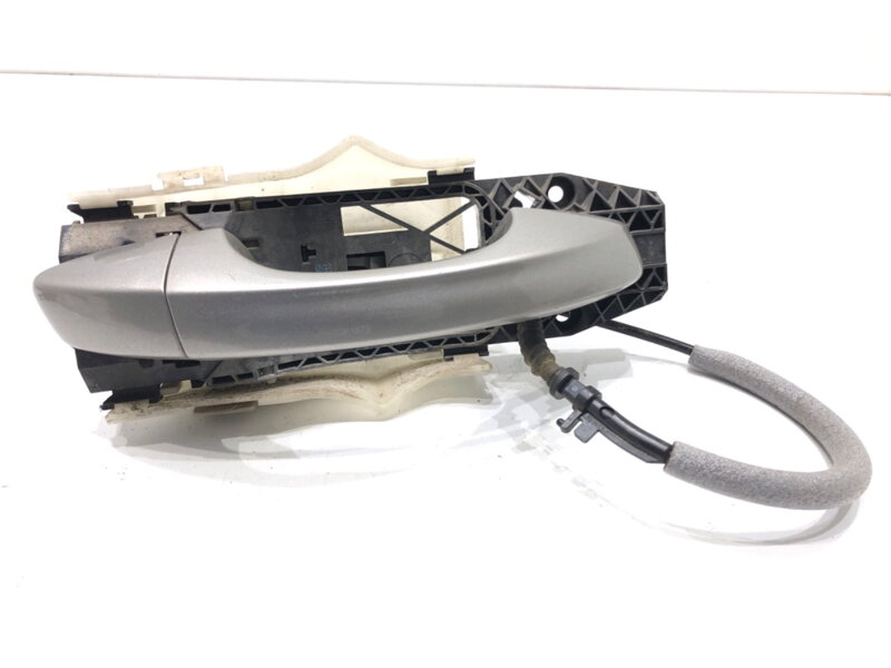 Kľučka vonkajšia pravá zadná Skoda Fabia III Kombi (NJ5) 2014 - 2022