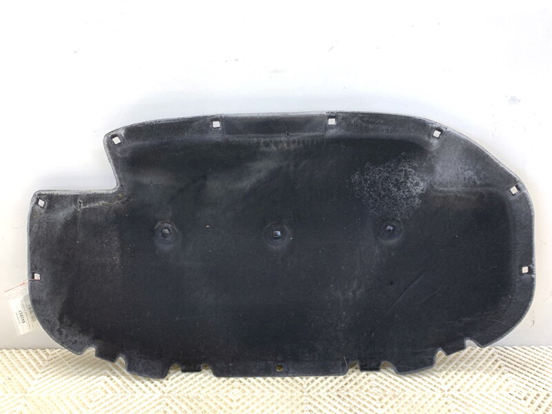 Odhlučnenie kapoty VW Golf VII (5G1, BQ1, BE1, BE2) 2012 - 2022