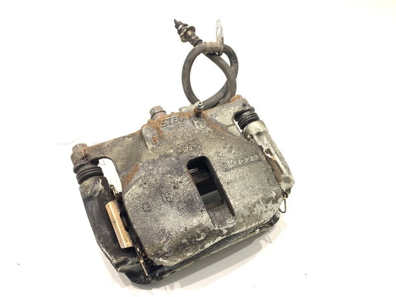 Brzdový strmeň ľavý predný Suzuki SX4 S-cross (JY) 2013 - 2022