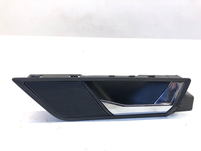 Kľučka vnútorná pravá zadná Skoda Fabia III (NJ3) 2014 - 2022