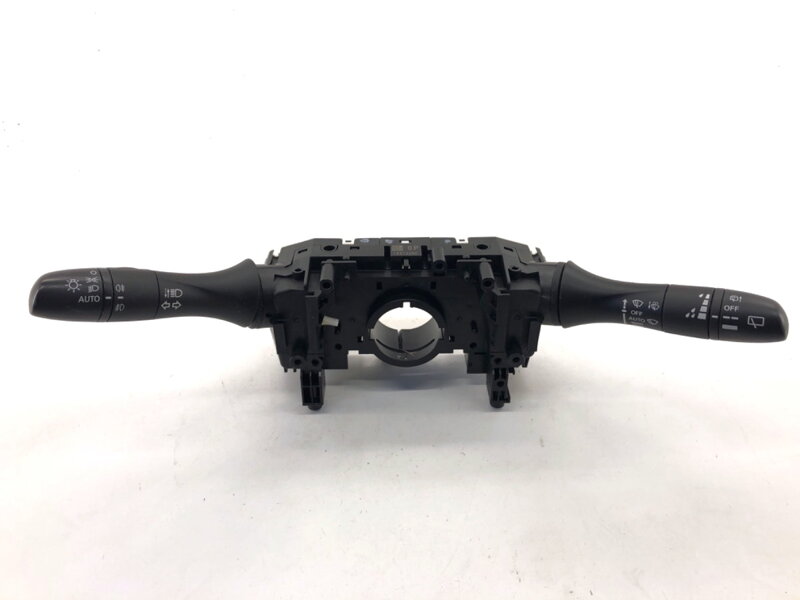 Prepínač združený Nissan Qashqai II SUV (J11, J11_) 2013 - 2022