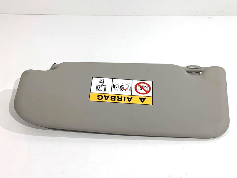 Slnečné clonítko pravé Nissan Qashqai II SUV (J11, J11_) 2013 - 2022