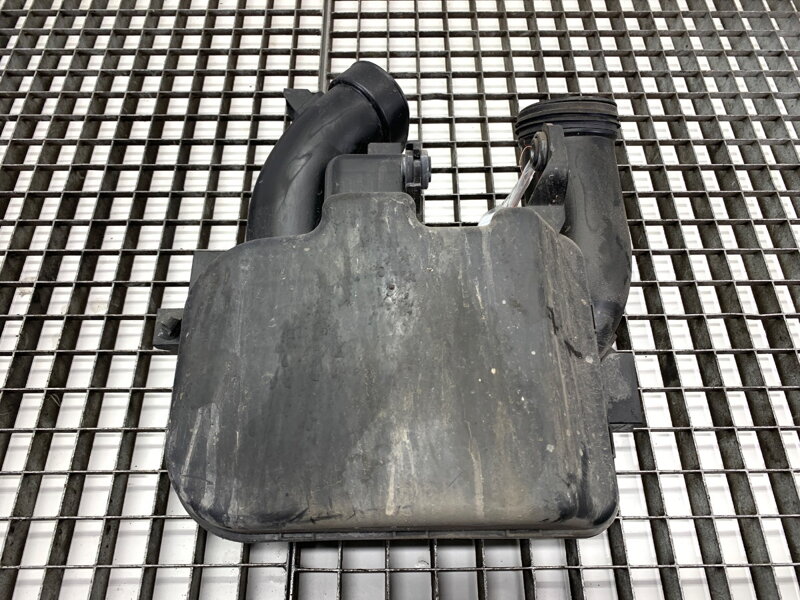 Rezonátor vzduchové potrubie KIA Ceed (CD) 2018 - 2022 28220-J7100