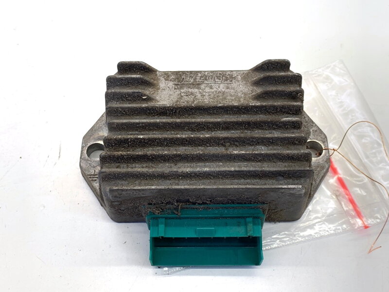 Regulátor napätia Piaggio Typhoon 2001 - 2014