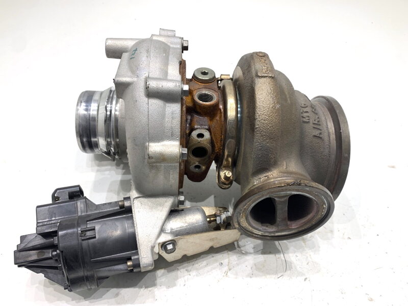 Turbo BMW 5 (G30, F90) 2016 - 2022 7852373