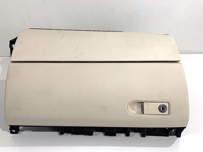 Odkladacia schránka spolujazdca Mercedes-benz CLS Shooting Brake (X218) 2012 - 2017