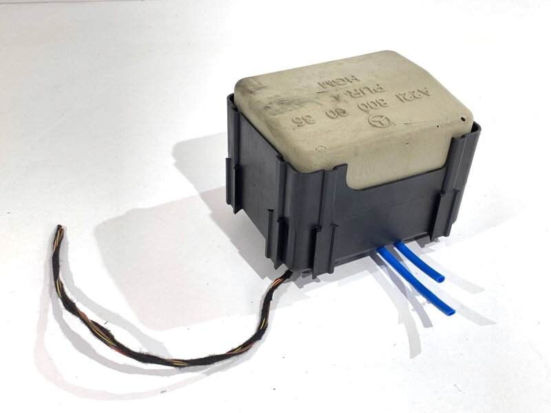 Čerpadlo kompresor podvozku Mercedes-benz CLS Shooting Brake (X218) 2012 - 2017 A2218000035 A0008000018