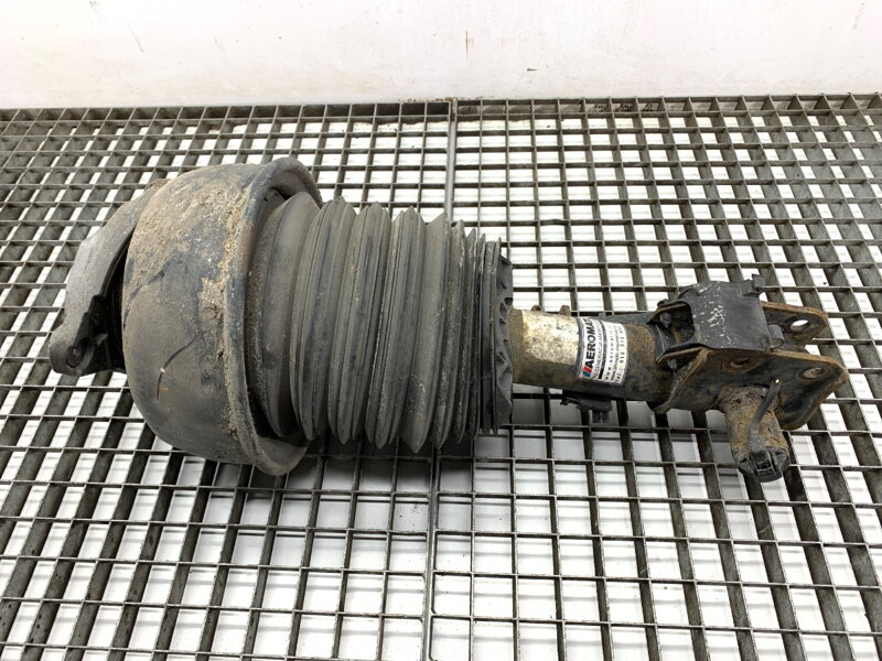 Tlmič pravý predný Mercedes-benz CLS Shooting Brake (X218) 2012 - 2017