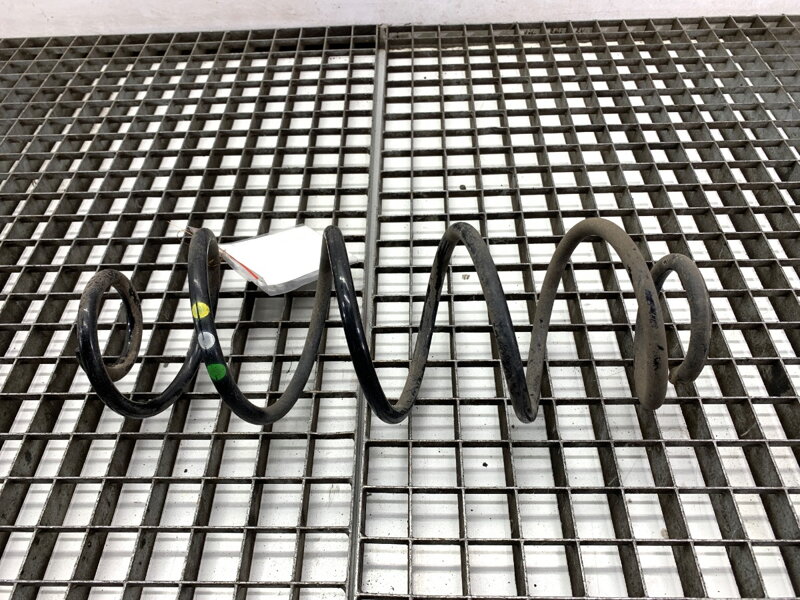 Pružina zadná Peugeot 308 SW II (LC_, LJ_, LR_, LX_, L4_) 2014 - 2021