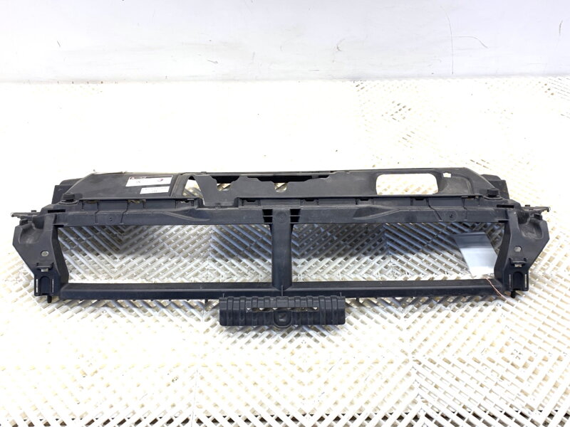 Čelo predné výstuha horné Peugeot 308 SW II (LC_, LJ_, LR_, LX_, L4_) 2014 - 2021 9677363777