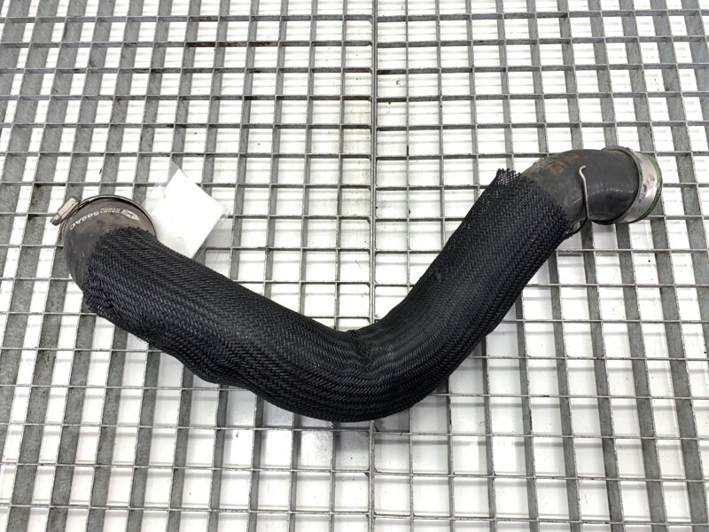 Vzduchové potrubie Chrysler 300C (LX, LE) 2004 - 2022 04861689AC