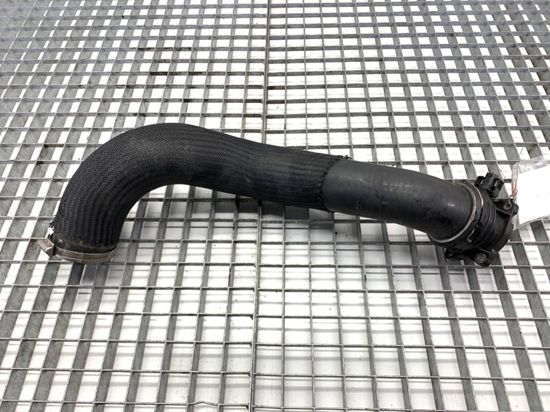 Vzduchové potrubie Chrysler 300C (LX, LE) 2004 - 2022 04861690AD