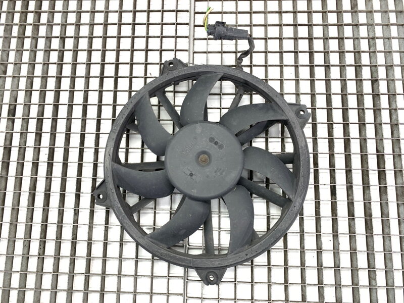 Ventilátor chladiča Citroen C4 Grand Picasso I (UA_) 2006 - 2013 FC1049874716T