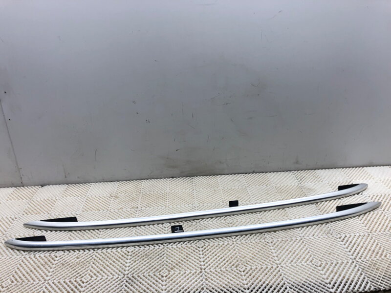 Strešné nosiče / lyžiny strešné sada VW Passat B7 Variant (365) 2010 - 2015 3AF860033