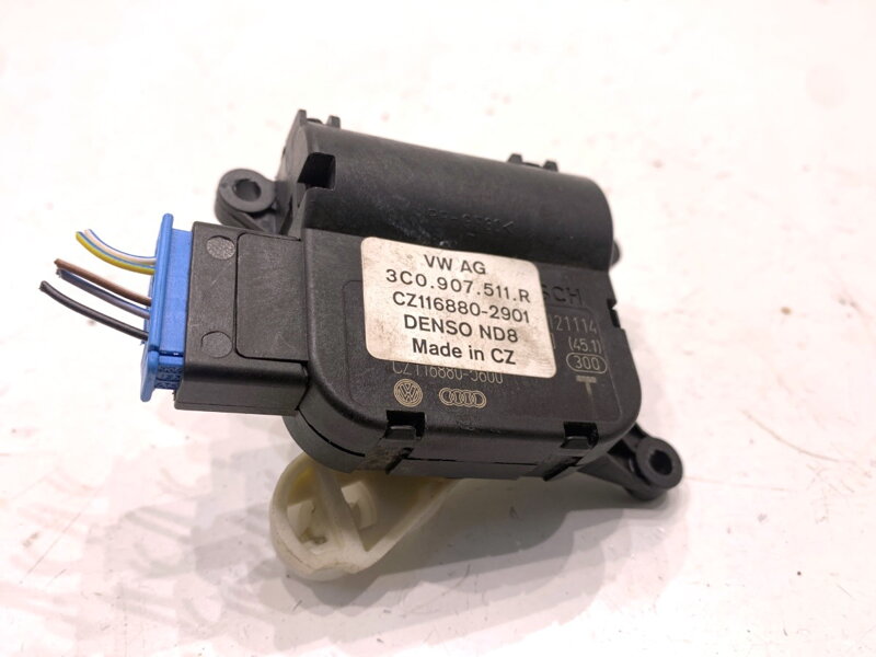 Motor radiátora kúrenia VW Passat B7 Variant (365) 2010 - 2015 3C0907511R