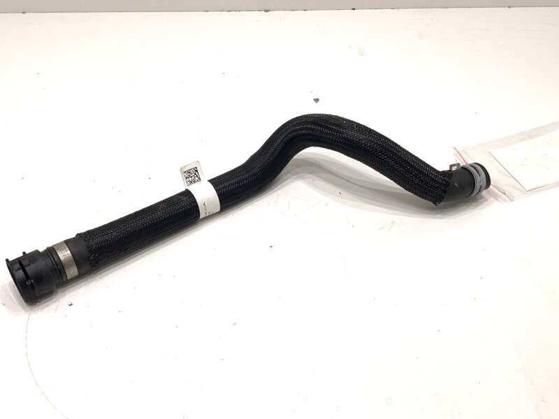 Potrubie vody Land Rover Range Rover Evoque (L551) 2018 - 2022 K8D2-8B504-CA