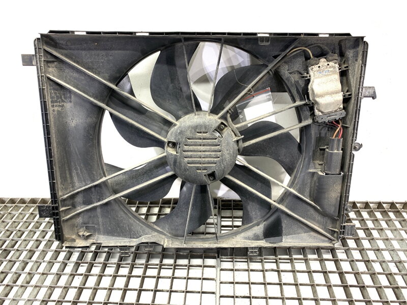 Ventilátor chladiča Mercedes-benz Class GLK (X204) 2008 - 2015 A2049060212