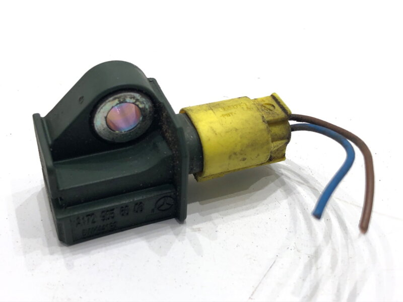 Snímač nárazu Mercedes-benz Class GLK (X204) 2008 - 2015 A1729056000