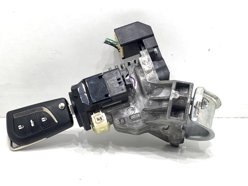 Spínacia skrinka Toyota Auris (_E18_) 2012 - 2018 45020-0206