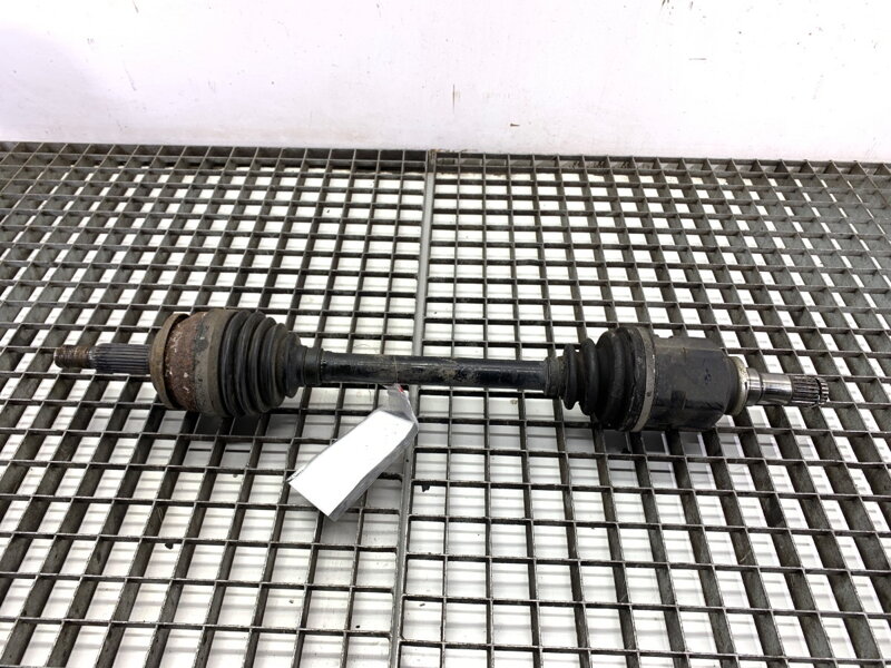 Poloos ľavá predná Toyota Auris (_E18_) 2012 - 2018