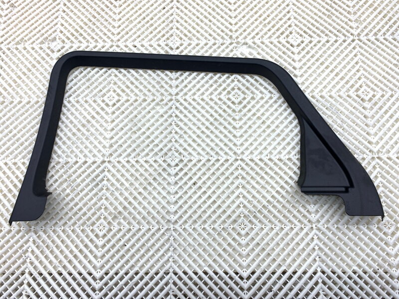 Lišta rámik dverí pravá zadná Land Rover Range Rover Evoque (L551) 2018 - 2022 K8D2-25514-AB