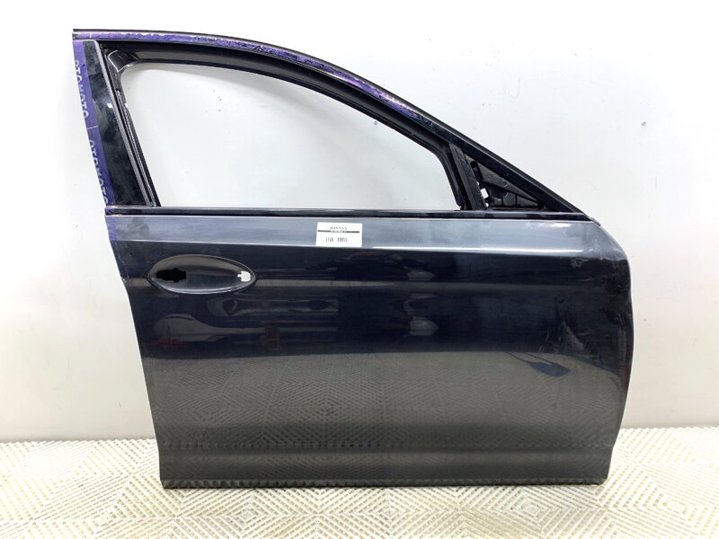 Dvere pravé predné BMW 5 (G30, F90) 2016 - 2022 A90
