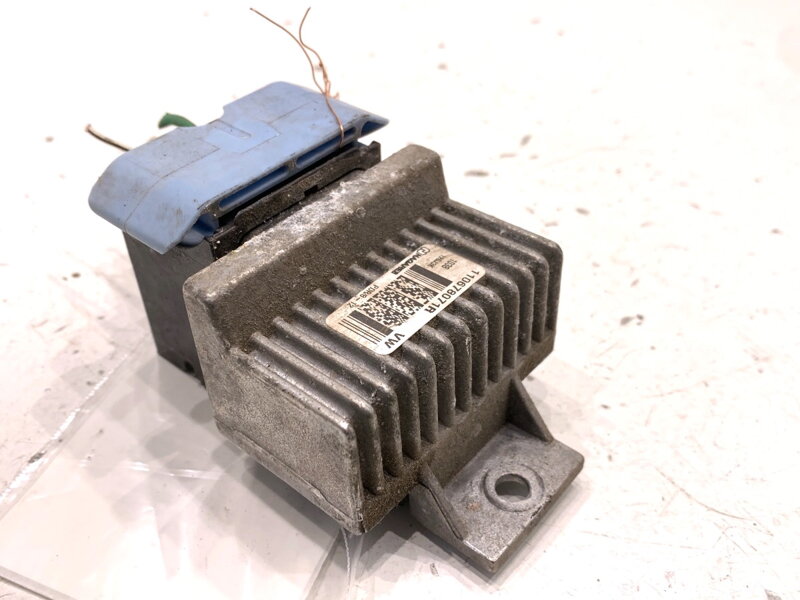 Relé sviečok žiarových Renault Clio IV (BH_) 2012 - 2022 110678071R