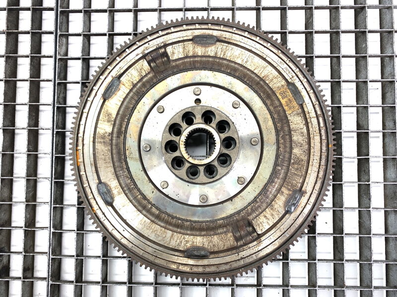 Koleso dvojhmotnostné Porsche Panamera (970) 2009 - 2017 97011402022