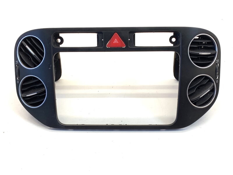 Mriežka ventilácie predná VW Golf Plus V (5M1, 521) 2004 - 2013