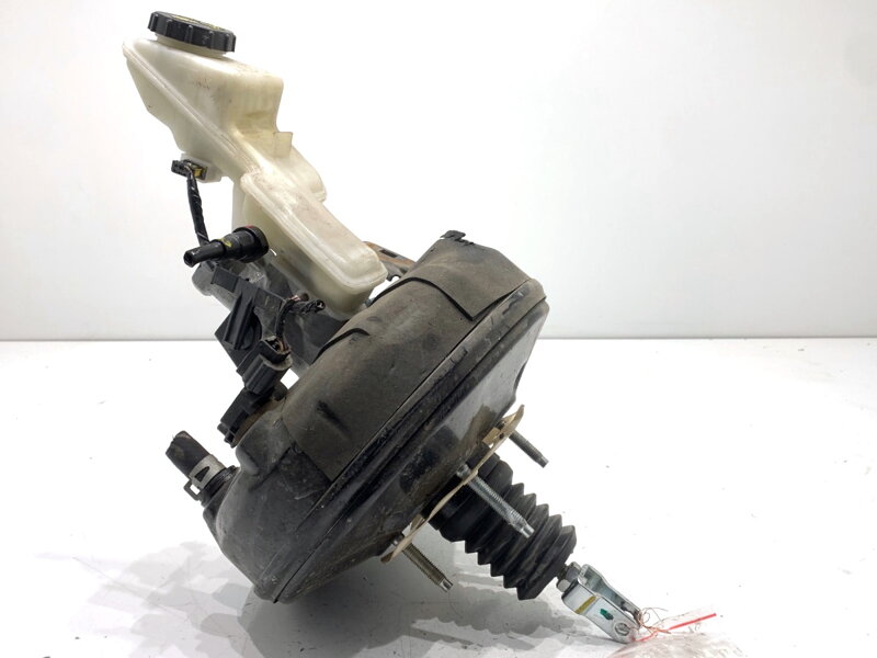 Servo brzdy Mazda 3 Sedan (BM_, BN_) 2013 - 2022 0204822526