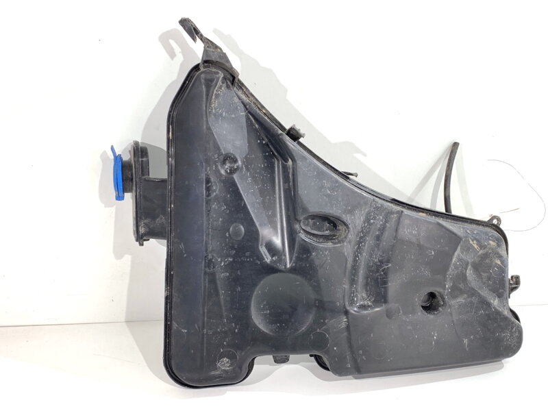 Nádržka ostrekovačov BMW 5 (G30, F90) 2016 - 2022 8071453