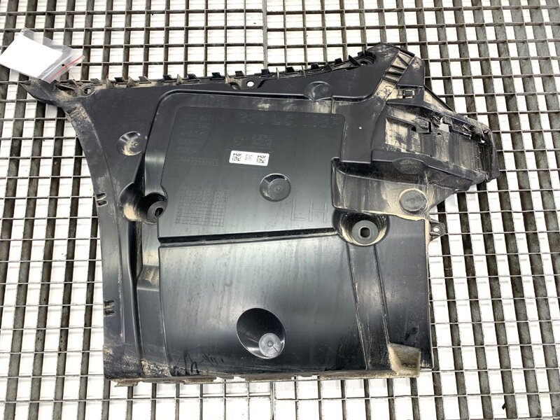 Držiak nárazníka ľavý zadný BMW 5 (G30, F90) 2016 - 2022 8098689